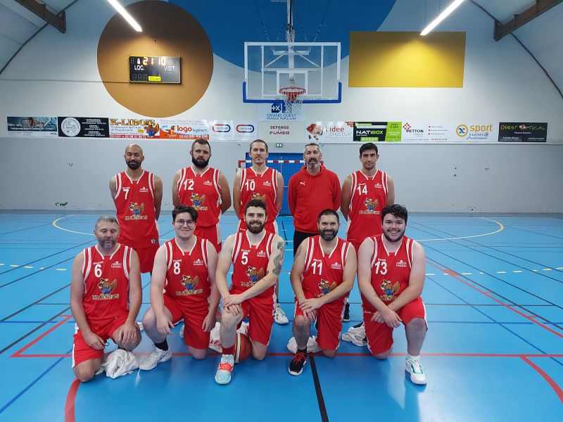 Seniors M - ARZELLIZ BASKET DE PLOUDALMÉZEAU